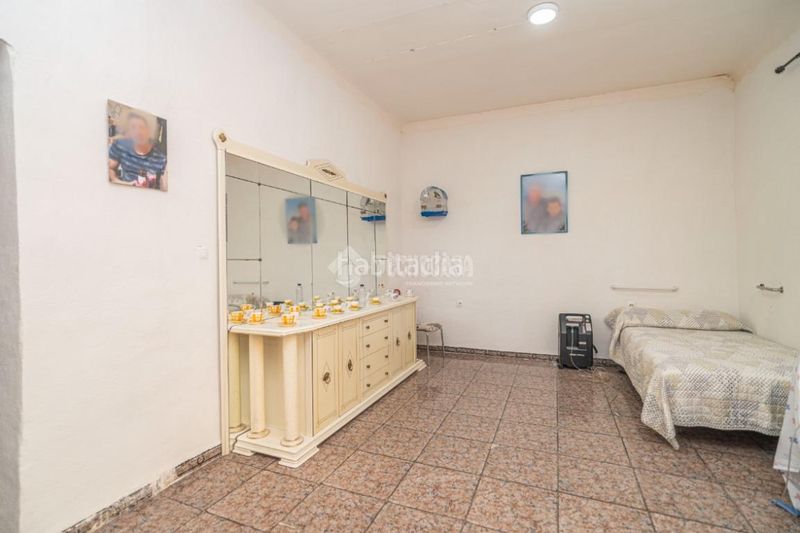 Foto bbdcabba-3bf0-4aa2-8c10-9dc19d39671f. Towny house with heating in La Zarzuela - San José - Belén Linares