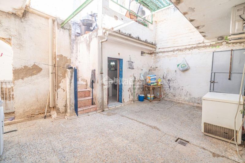 Foto da64e579-b5e2-4754-b90f-e2a03eab55d9. Towny house with heating in La Zarzuela - San José - Belén Linares