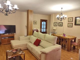Appartement à Centro ciudad. Piso en venta en linares