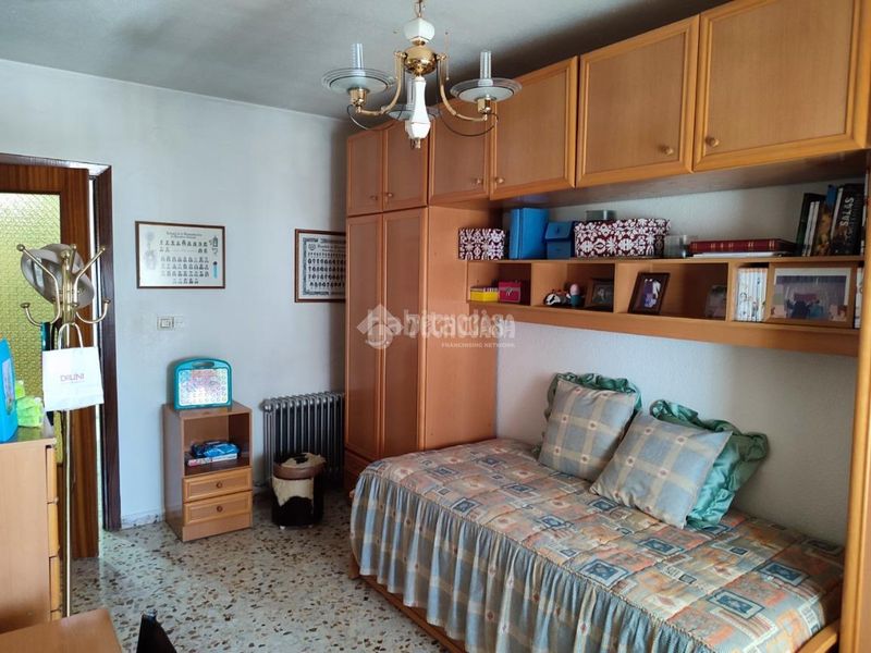 Foto 77970339-c95c-4d11-abeb-5d7af0ef7493. Piso  en venta en Centro ciudad Linares