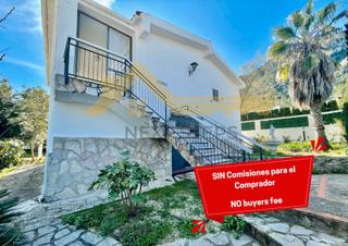 Xalet a Barx. Encantadora villa con piscina y apartamento independiente en la