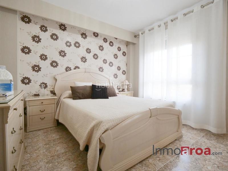 Foto 2de66418-0936-4755-9c79-d0755a294ed6. Casa adossada amb calefacció aparcament a Centro Bétera