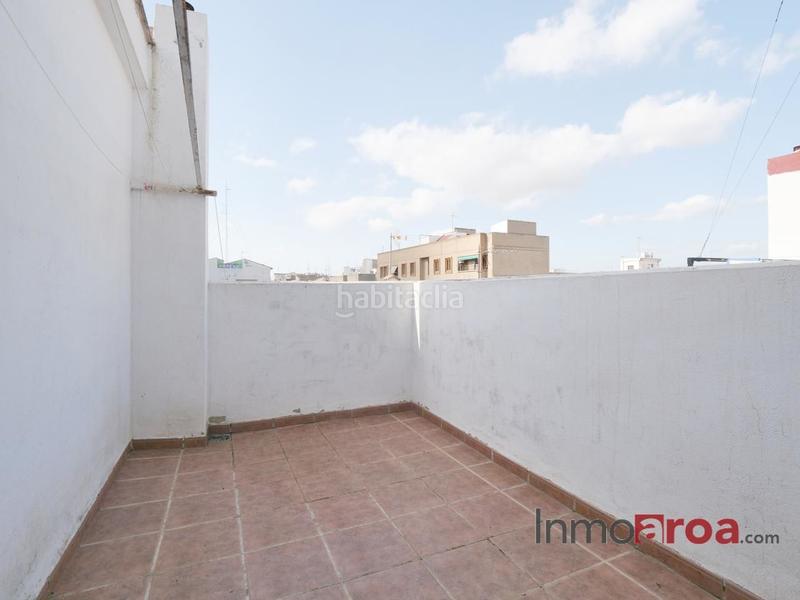 Foto 5851c400-7023-4b60-9a07-80628e9c1bda. Casa adossada amb calefacció aparcament a Centro Bétera