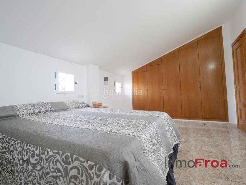 Foto 6ae97b03-2621-400a-af27-6b83a667d089. Casa adossada amb calefacció aparcament a Centro Bétera