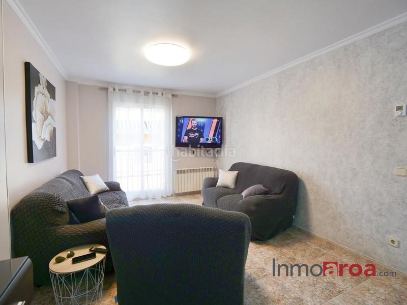 Foto 705ed557-29bc-4102-a9e2-fb8c407d64fd. Casa adossada amb calefacció aparcament a Centro Bétera