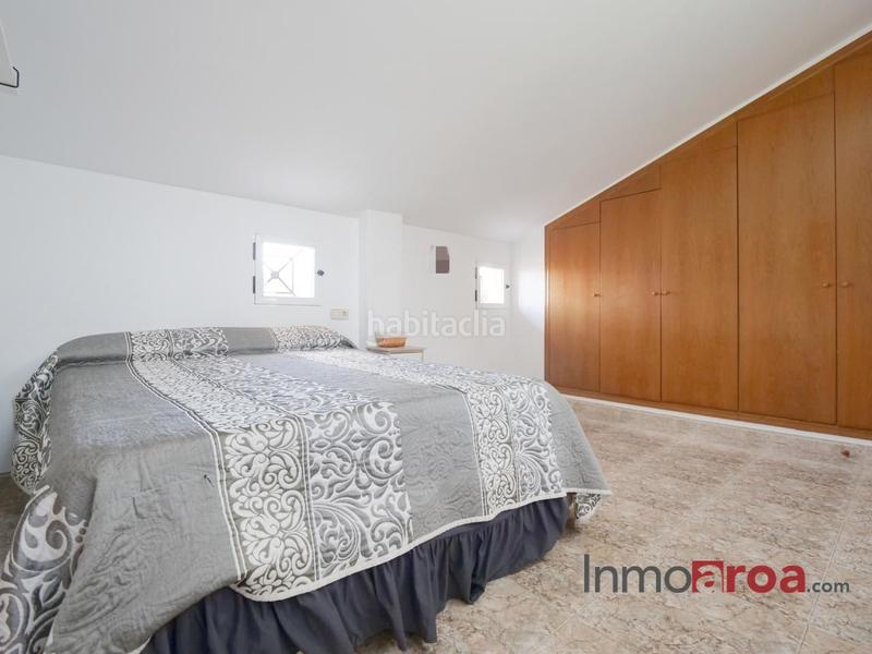 Foto d398c29d-11b6-42e9-9635-3ddf8121f655. Casa adossada amb calefacció aparcament a Centro Bétera