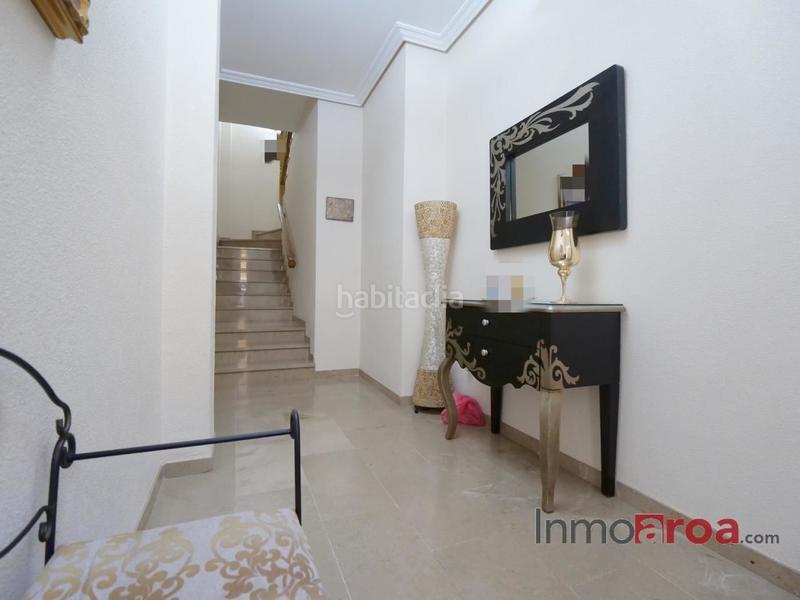 Foto e55b29b2-1b66-4a04-ab4c-22a08ae758a7. Casa adossada amb calefacció aparcament a Centro Bétera