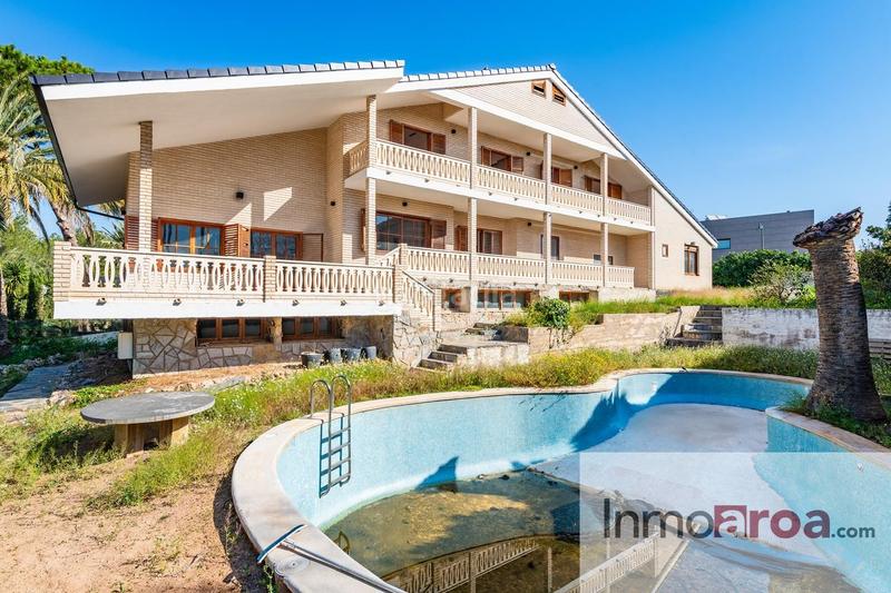 Foto 780814a7-4735-46d8-9e62-692a00454e43. Casa con riscaldamento parcheggio piscina in Torre en Conill-Cumbres de San Antonio Bétera