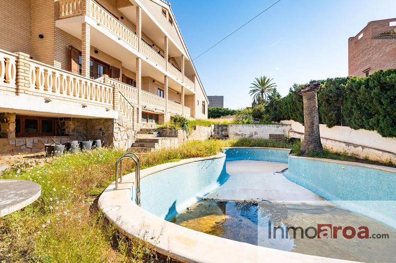 Foto 79c8286c-986b-49c9-a01c-478084643521. Casa con riscaldamento parcheggio piscina in Torre en Conill-Cumbres de San Antonio Bétera