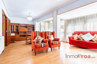 Appartement  Clave. Piso en plaza clavé