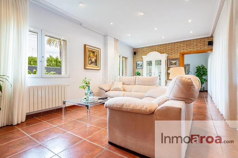 Foto dd8a190f-cf2a-41de-9a38-0632e4688094. Haus mit parking pool in La Cañada Paterna