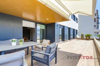 Piso  Carrer del bombero ramon duart. Espectacular semitico frente al roig arena