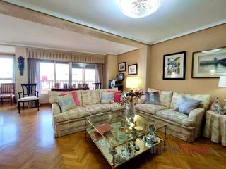 Appartement  Carrer major. Piso en centro de castellón