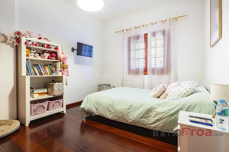 Foto f41c01c0-12d6-4792-8f2b-19d3dfaac0c0. Casa con parcheggio in Godella