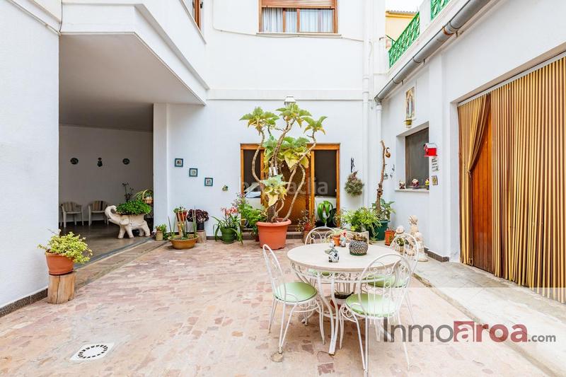 Foto 153ca1c6-56fc-491f-a017-eb65408e0ffa. Casa preciosa casa de pueblo en betera!! en Centro Bétera