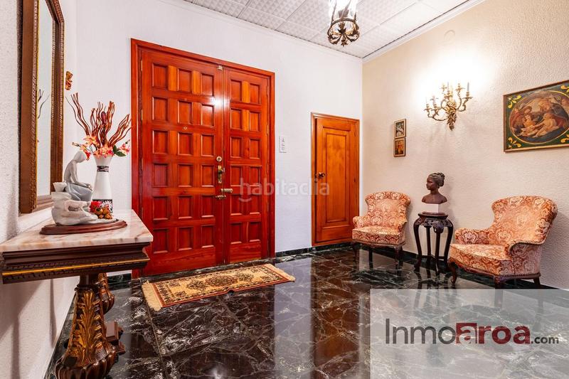 Foto 1b31bfa2-5c32-4946-8850-5611279ba64f. Casa preciosa casa de pueblo en betera!! en Centro Bétera