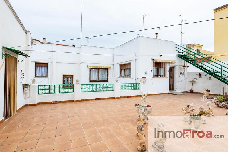 Foto 28a6ad2b-91d6-4c77-b6c6-f97e7a74ee04. Casa preciosa casa de pueblo en betera!! en Centro Bétera