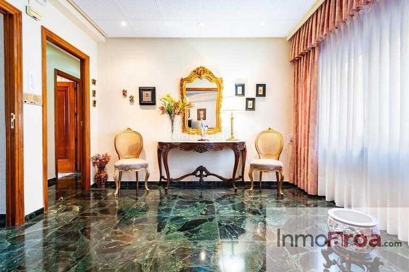 Foto 39162ffa-fac5-482f-8f06-7d57983ed3c8. Casa preciosa casa de pueblo en betera!! en Centro Bétera