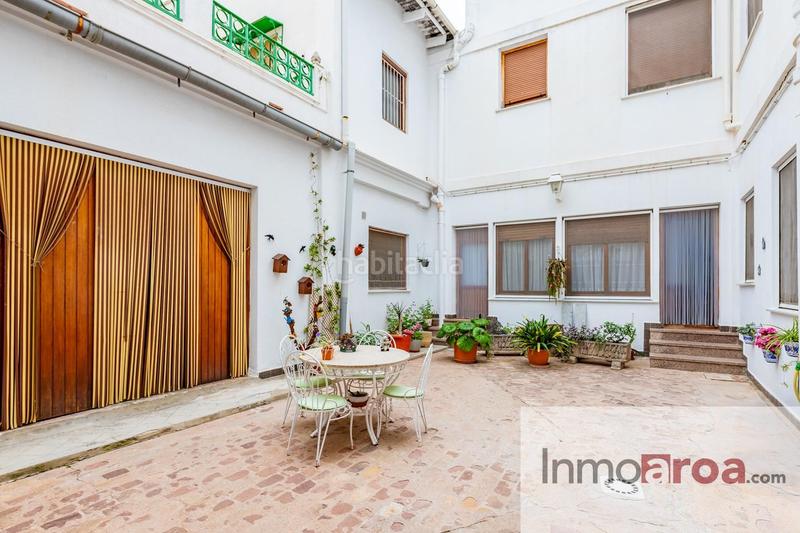 Foto d044301a-8c32-4b50-97f2-74205d93fa1f. Casa preciosa casa de pueblo en betera!! en Centro Bétera