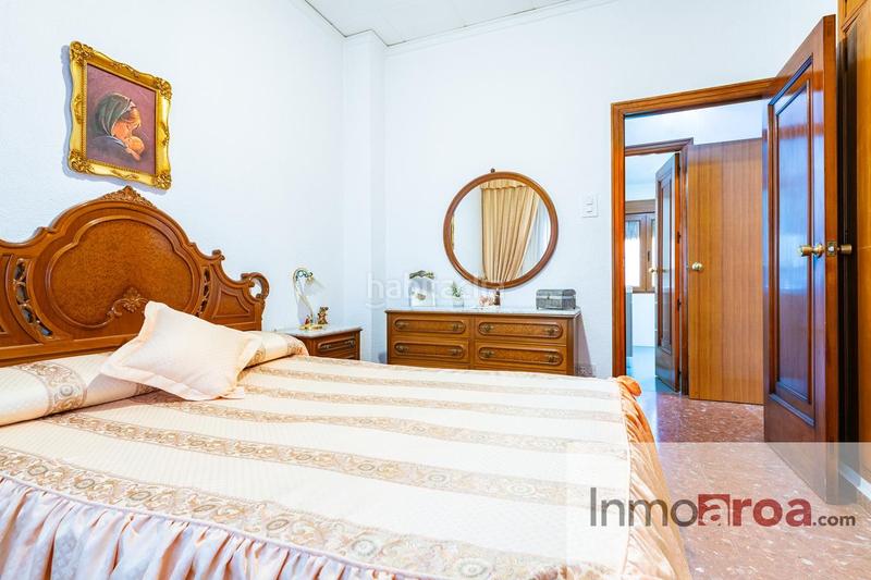 Foto d7890c28-18e3-4d37-b730-eca41024bc43. Casa preciosa casa de pueblo en betera!! en Centro Bétera