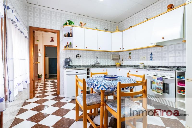 Foto f5dc966d-000e-42d9-9a0c-844d65d5fb96. Casa preciosa casa de pueblo en betera!! en Centro Bétera