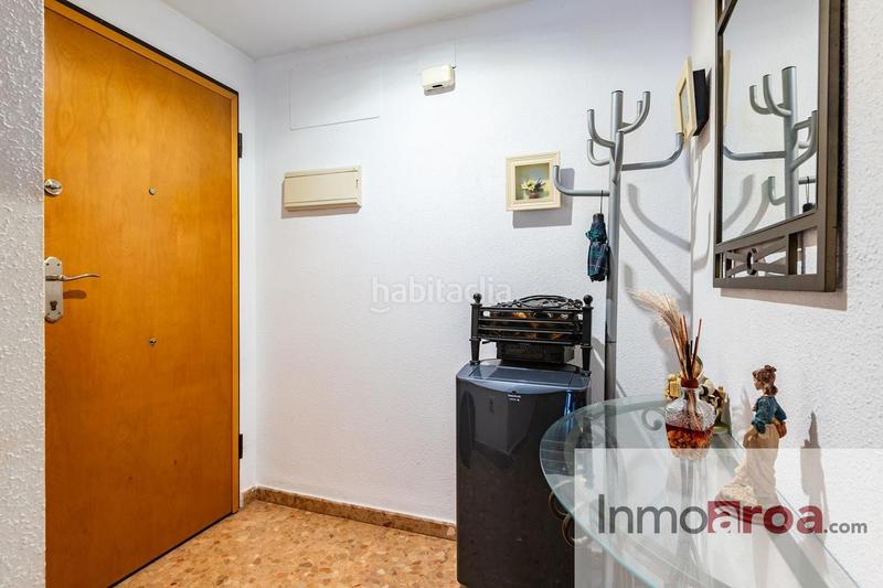 Foto b7304a1c-df66-46a3-b604-42fc42e902c3. Piso  en finca seminueva en Centro Bétera