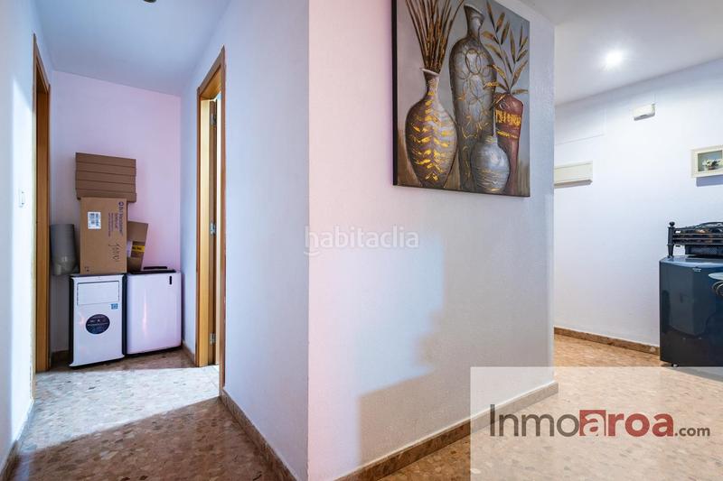 Foto b735b428-98bb-4acc-ad87-e54d24ed2184. Piso  en finca seminueva en Centro Bétera