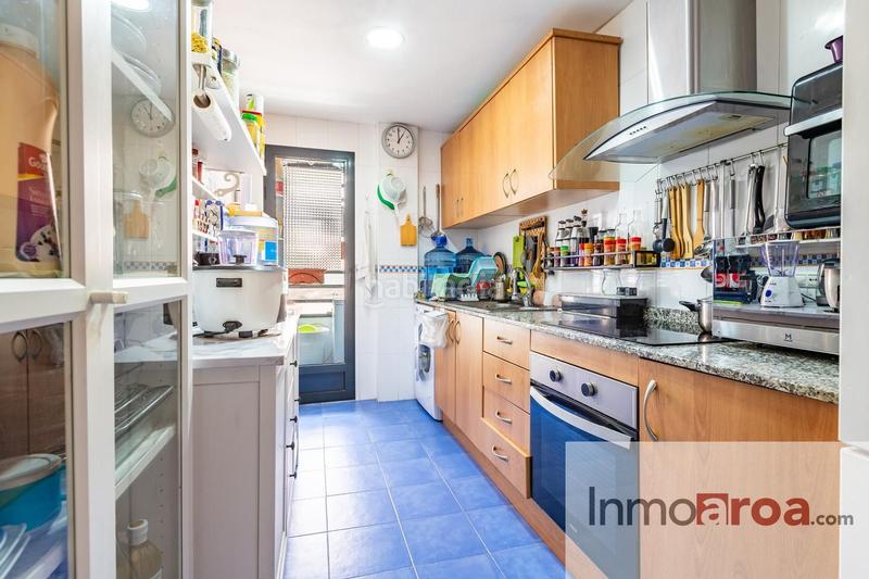 Foto e18241e4-d8c6-4fb7-a038-4fc9e34efb56. Piso  en finca seminueva en Centro Bétera