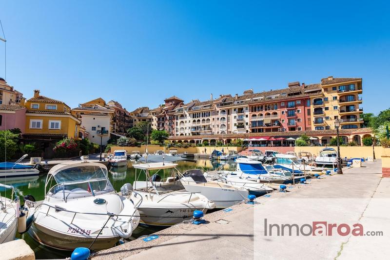 Foto 762351b6-c529-4b25-a92e-9085f58d30ed. Casa en Port Saplaya Alboraya