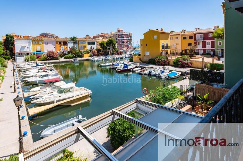 Foto f283d24f-6514-4584-b738-db95ba91a365. Casa en Port Saplaya Alboraya