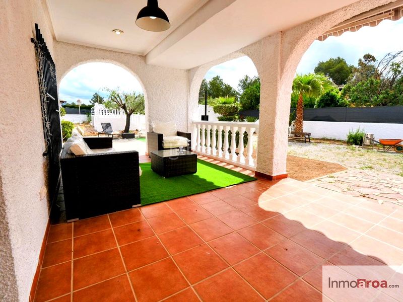 Foto 48a8d6e7-9e2e-478a-92be-b58b3896a354. Maison avec piscine dans Los Pinares-La Masia Bétera