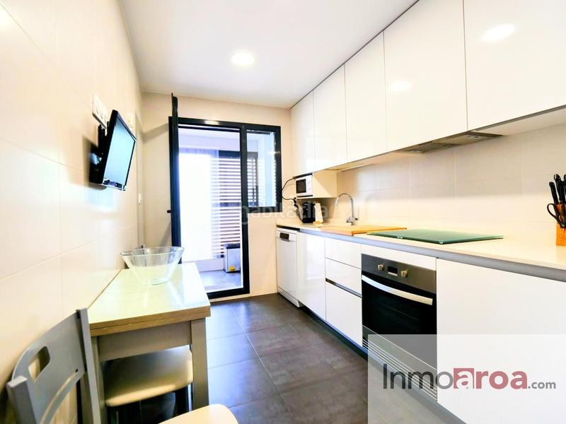 Foto 7225bbee-ca53-4bce-9f69-73cd07759555. Alquiler piso se alquila piso en zona nueva de santa barbara!! en Valencia