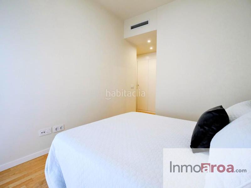 Foto 93c27d0e-2f9c-4bfe-9779-6dd6090b5a30. Alquiler piso se alquila piso en zona nueva de santa barbara!! en Valencia