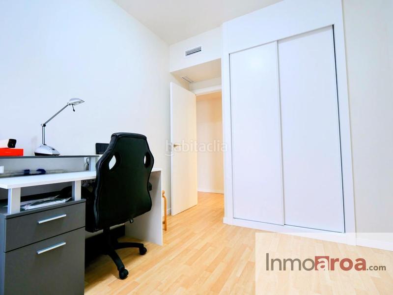 Foto 9546c756-d3b6-4158-a59b-e2611e199137. Alquiler piso se alquila piso en zona nueva de santa barbara!! en Valencia