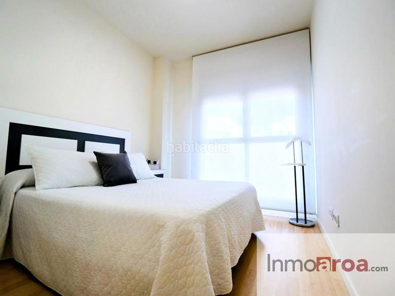 Foto d40e104f-e53d-4bcb-88b9-9a38125c6b17. Alquiler piso se alquila piso en zona nueva de santa barbara!! en Valencia