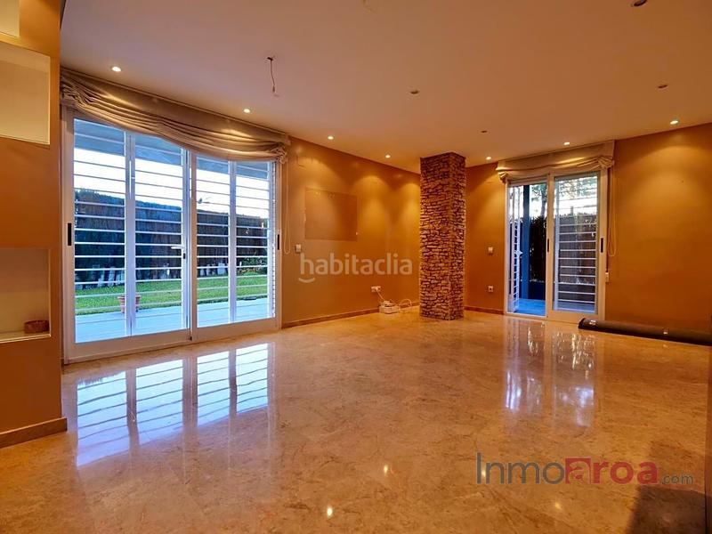 Foto 55d3ede6-af52-43ed-a4a0-4009bc042cc8. Rent ground floor with heating parking pool in Valterna Paterna