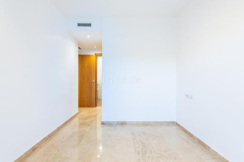 Foto 6d8b74ac-c8bd-48f4-b092-33743fcf6bf8. Rent ground floor with heating parking pool in Valterna Paterna