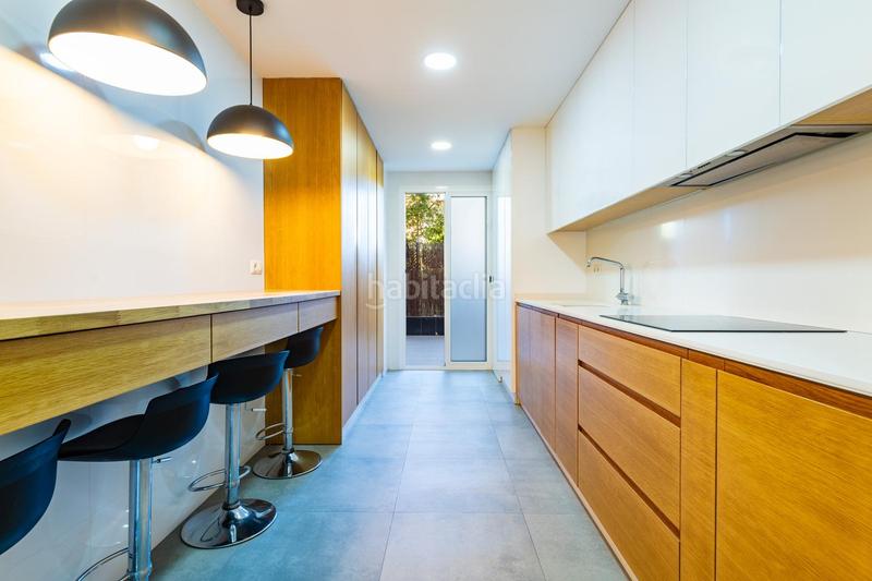 Foto 91924b14-b638-4d3e-bab2-51af4aa7536e. Rent ground floor with heating parking pool in Valterna Paterna