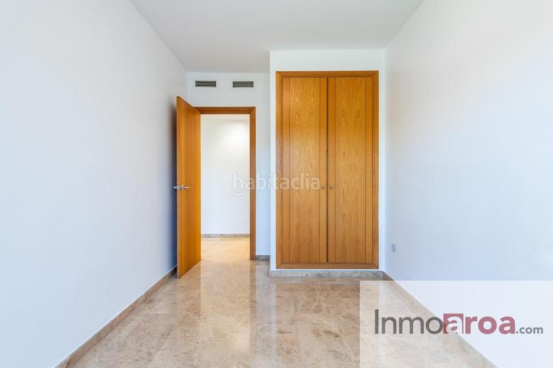 Foto 349ccdc6-b6c3-453d-bc25-4f2157819429. Affitto piano terra con riscaldamento parcheggio piscina in Paterna