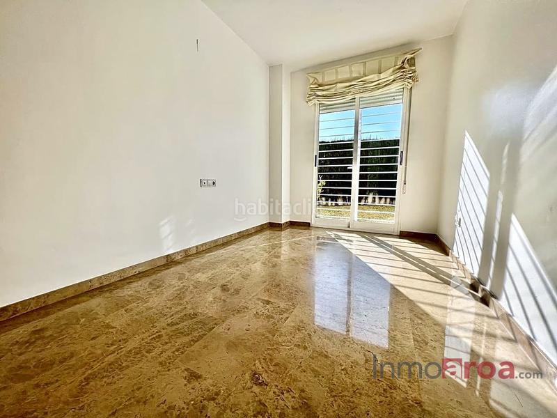 Foto ca272775-cd9f-47cc-97ca-376a391e1213. Lloguer planta baixa amb calefacció aparcament piscina a Paterna