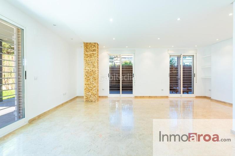 Foto 9e472bdf-5ec8-4987-860d-5cf10a7404f0. Location rez-de-chaussée avec chauffage parking piscine dans Paterna