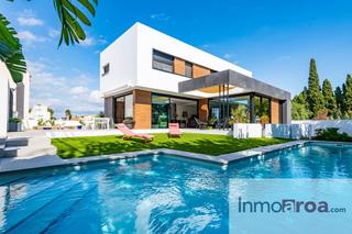 Maison à Papa Luna - Platja del Gurugú. Chalet de diseño junto al mar en benicarló