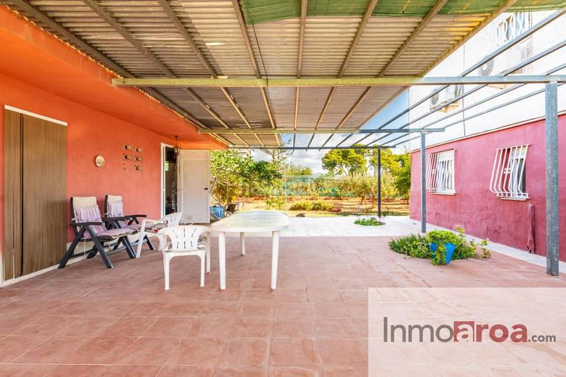 Foto b8510715-c2d4-4f5b-8619-8a3c1a620df1. House with heating pool in La Conarda-Montesano Bétera