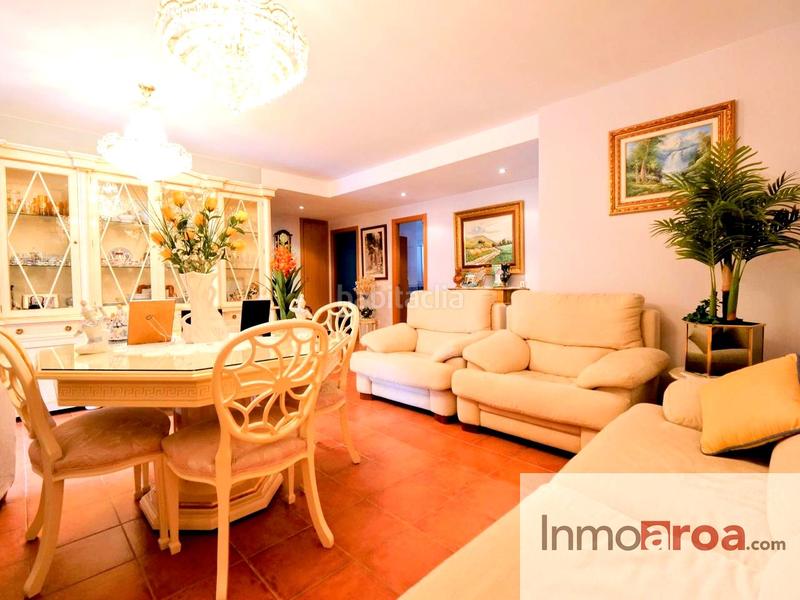 Foto 2c3fc141-2f0b-42ed-846e-69f6f70b3423. Flat with parking pool in Casco Urbano Náquera