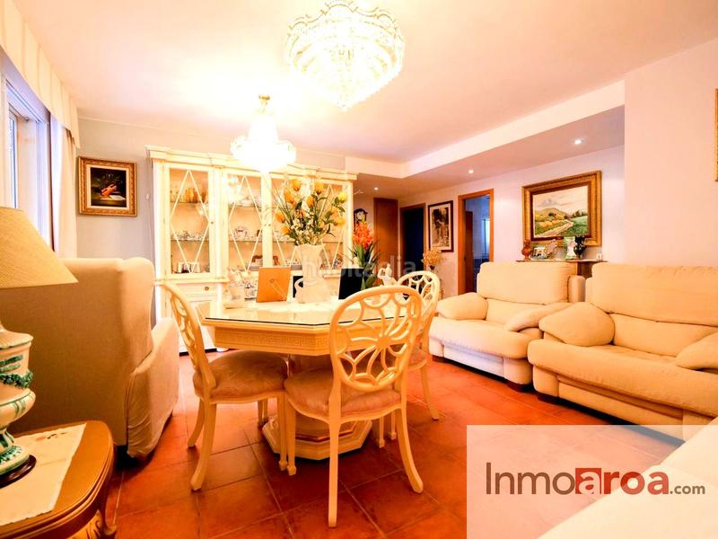 Foto 69213395-f18a-48b0-bf91-7a8cec5771c8. Flat with parking pool in Casco Urbano Náquera