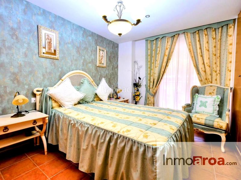 Foto 6fd34c2f-ffab-4bbc-9893-3f2742cd826c. Flat with parking pool in Casco Urbano Náquera