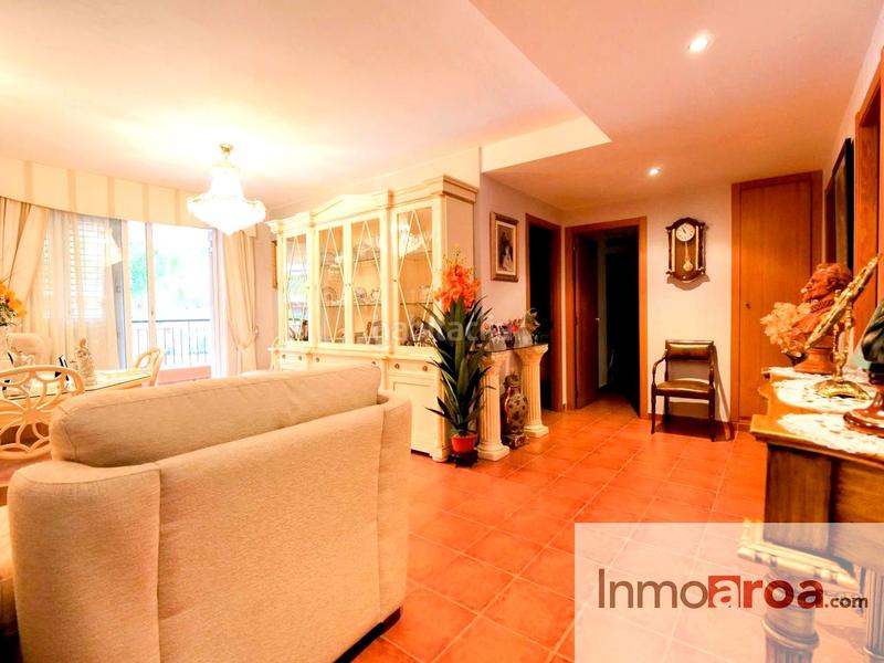 Foto c5ee7d10-d10f-4c54-96ea-9e130a047c03. Flat with parking pool in Casco Urbano Náquera