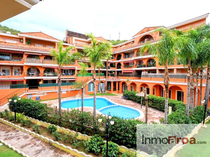 Foto fbd53e9e-7f0a-4b4d-9d26-e44633e12a53. Flat with parking pool in Casco Urbano Náquera