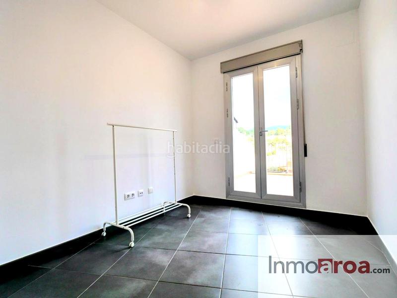 Foto 2ea9ad61-0c96-4ff7-b8ef-1e54c5bcffd4. Rent studio in Casco Urbano Náquera