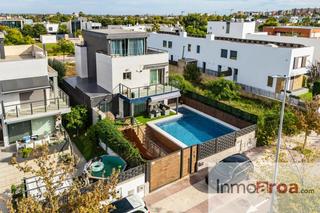 Maison  Manuel montesinos. Chalet independiente en pau lled